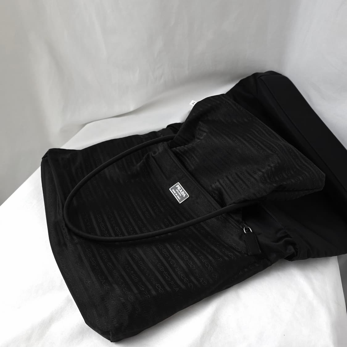 [정품 PRADA] 프라다 긴줄 나일론 숄더백 쇼퍼백 상품이미지7