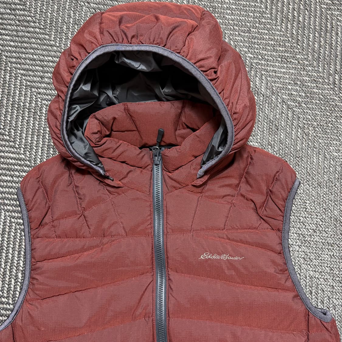 에디바우어 EB900 후드 패딩 조끼(S) 상품이미지4