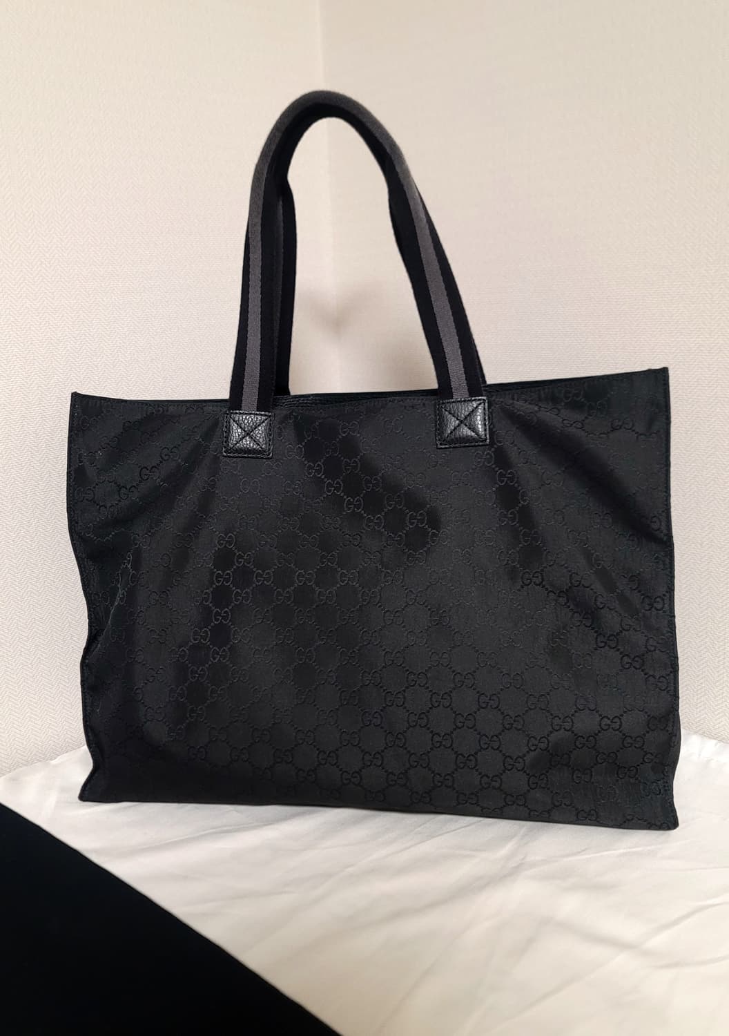 정품 구찌 가방,토트백(디올펜디샤넬프라다셀린느버버리고야드루이비통발렌시아가 상품이미지3