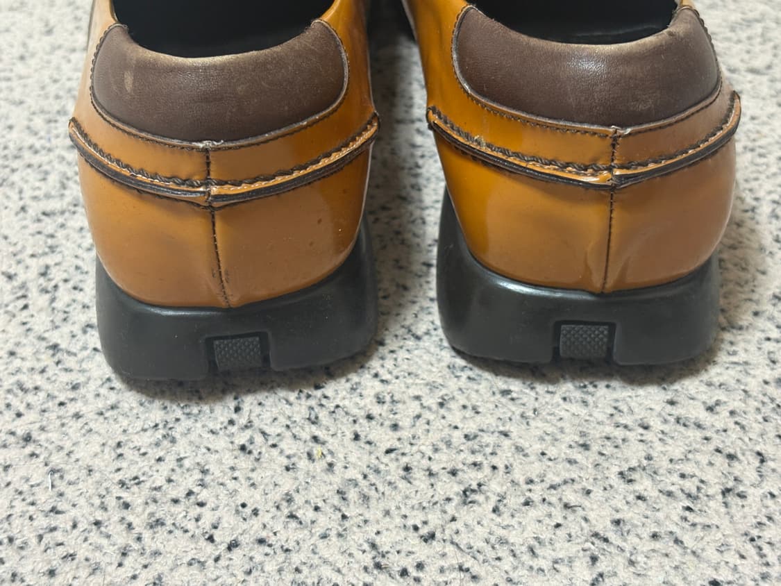 프라다 여성 로퍼 브라운 상품이미지5