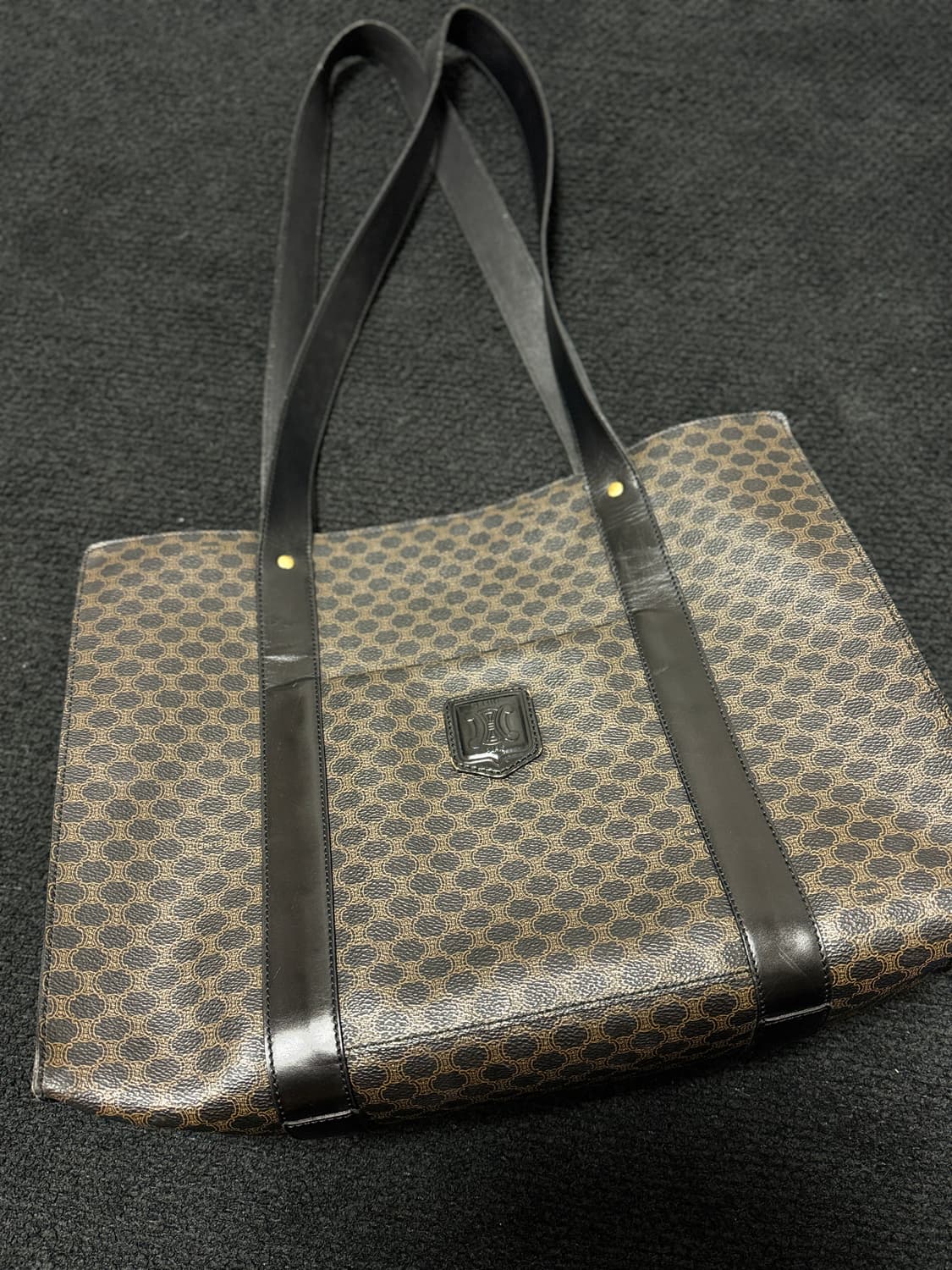 셀린느 마카탐 토트백 상품이미지1