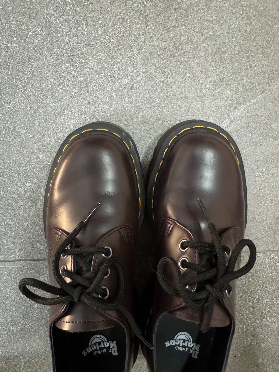 닥터마틴 쿼드 버건디 uk4 상품이미지2