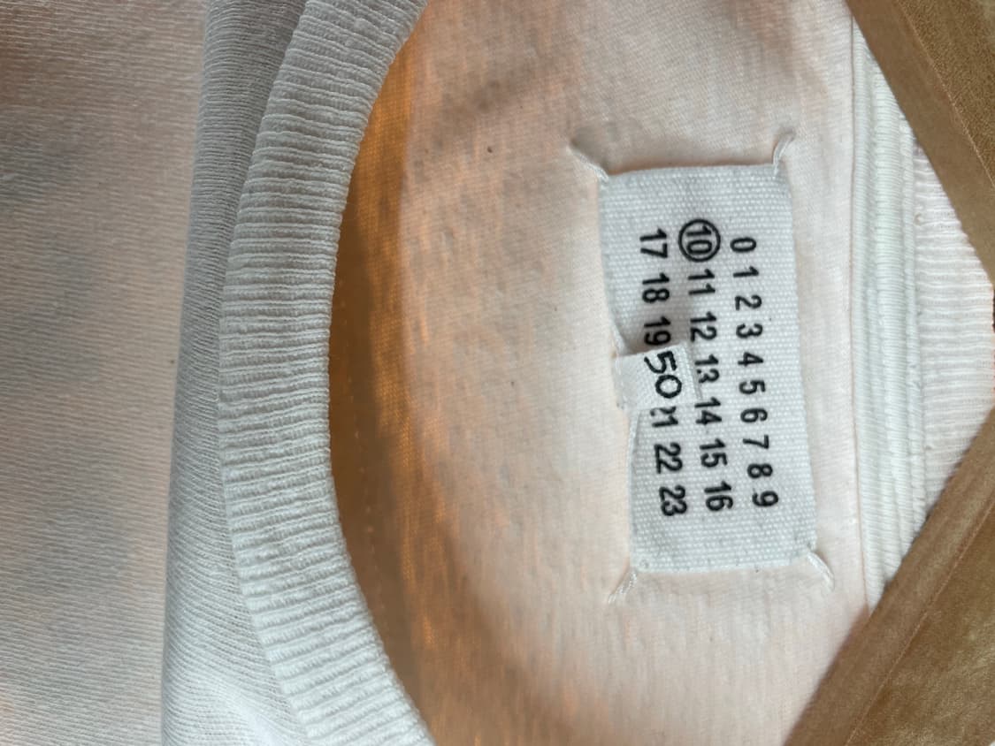 50/ 메종마르지엘라 레플리카 백로고 반팔 상품이미지7