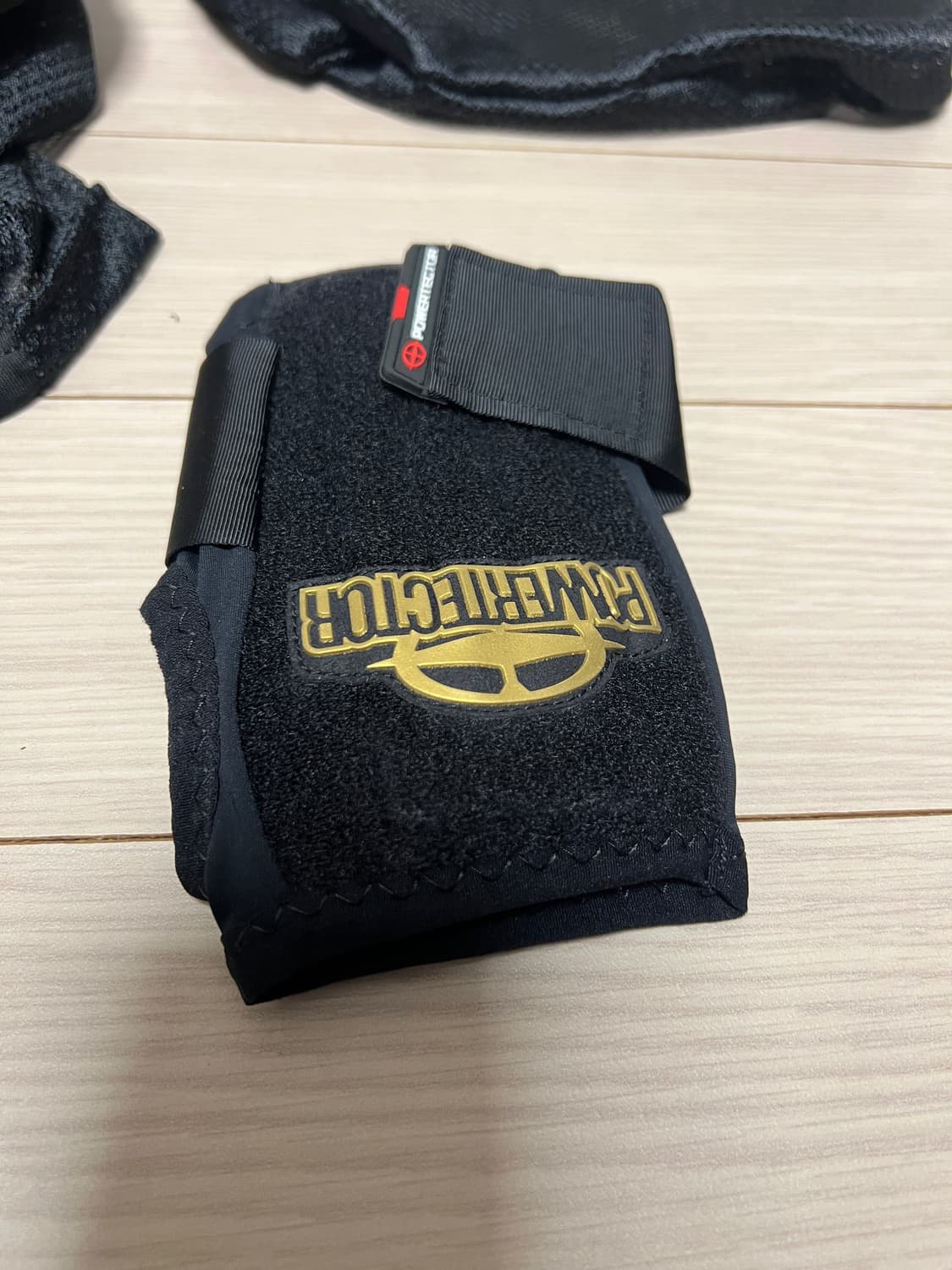 스키·스노우보드 보호대 풀세트 | 엉덩이/골반·무릎·손목 | 안전장비 상품이미지6