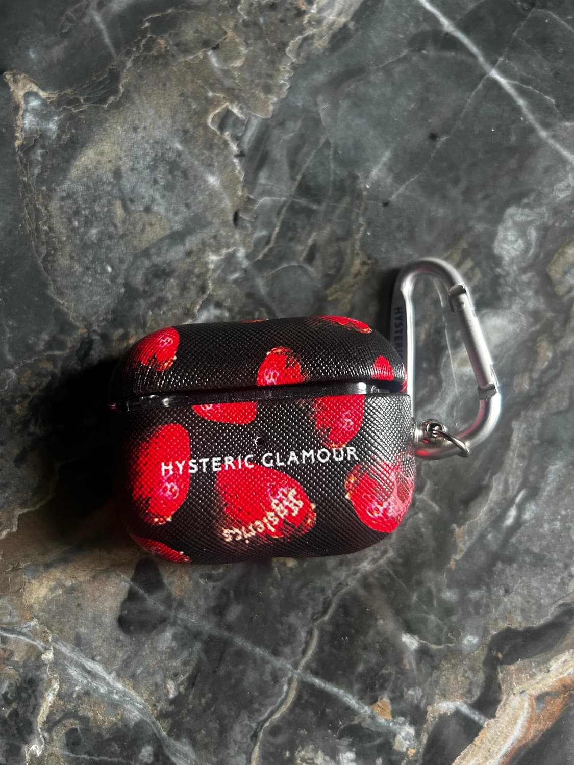 히스테릭 글래머 skull berry 에어팟 프로 케이스 1, 2세대 상품이미지2