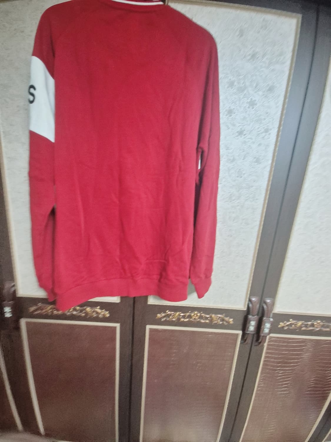 지방시 로고 레드 맨투맨 xxl 110 상품이미지2