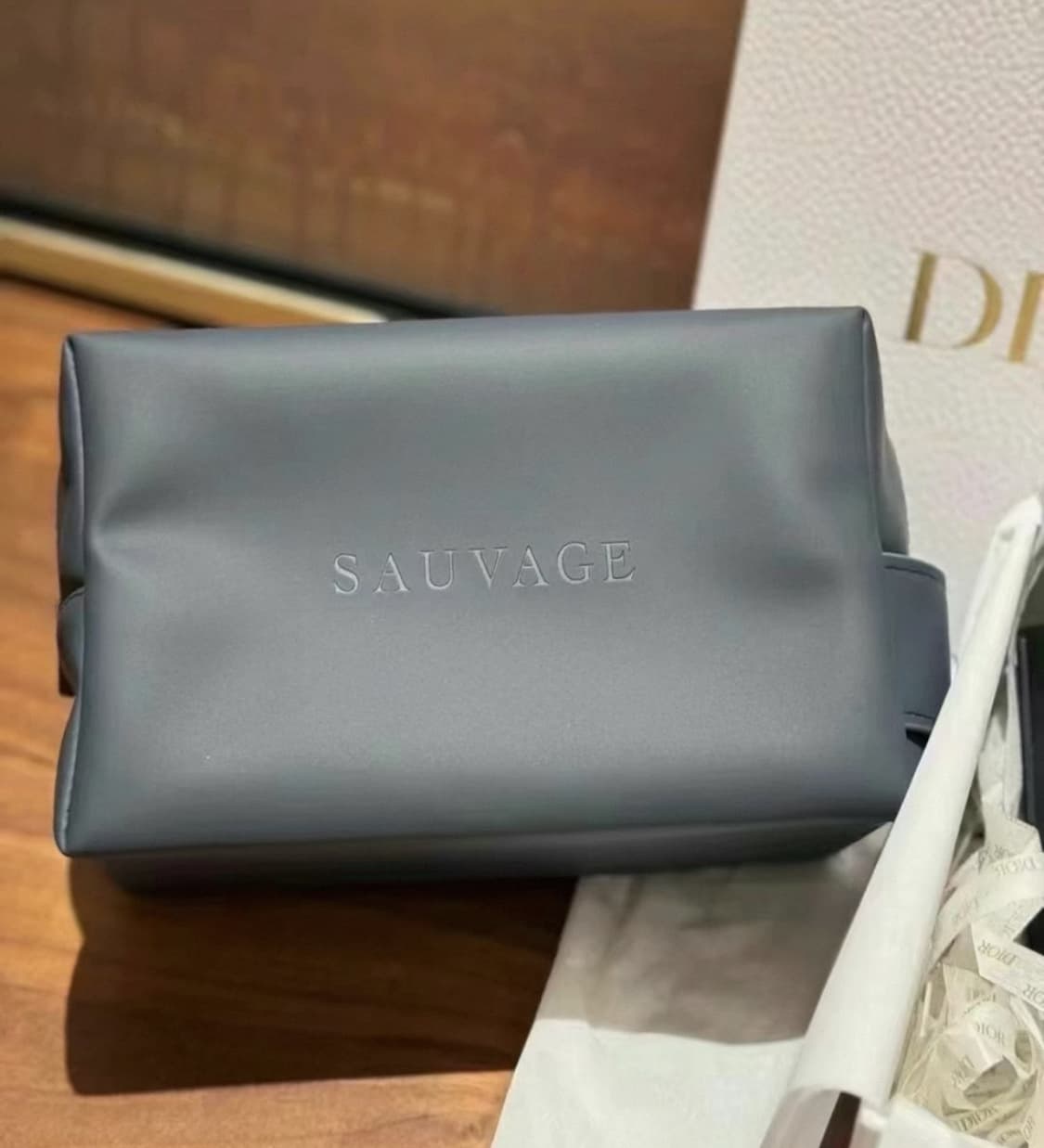 디올 쏘바쥬 파우치 상품이미지2