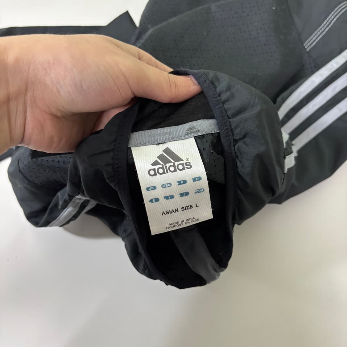 L 아디다스 블랙 경량 바람막이자켓 상품이미지4