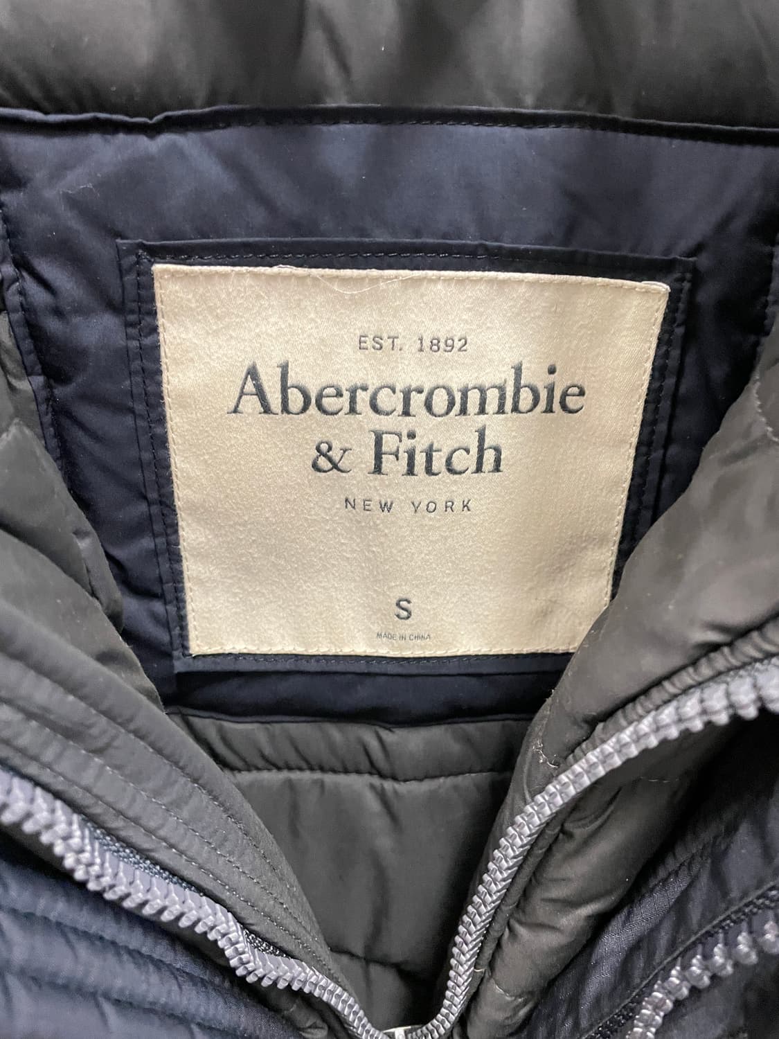 아베크롬비 패딩(네이비) 상품이미지6
