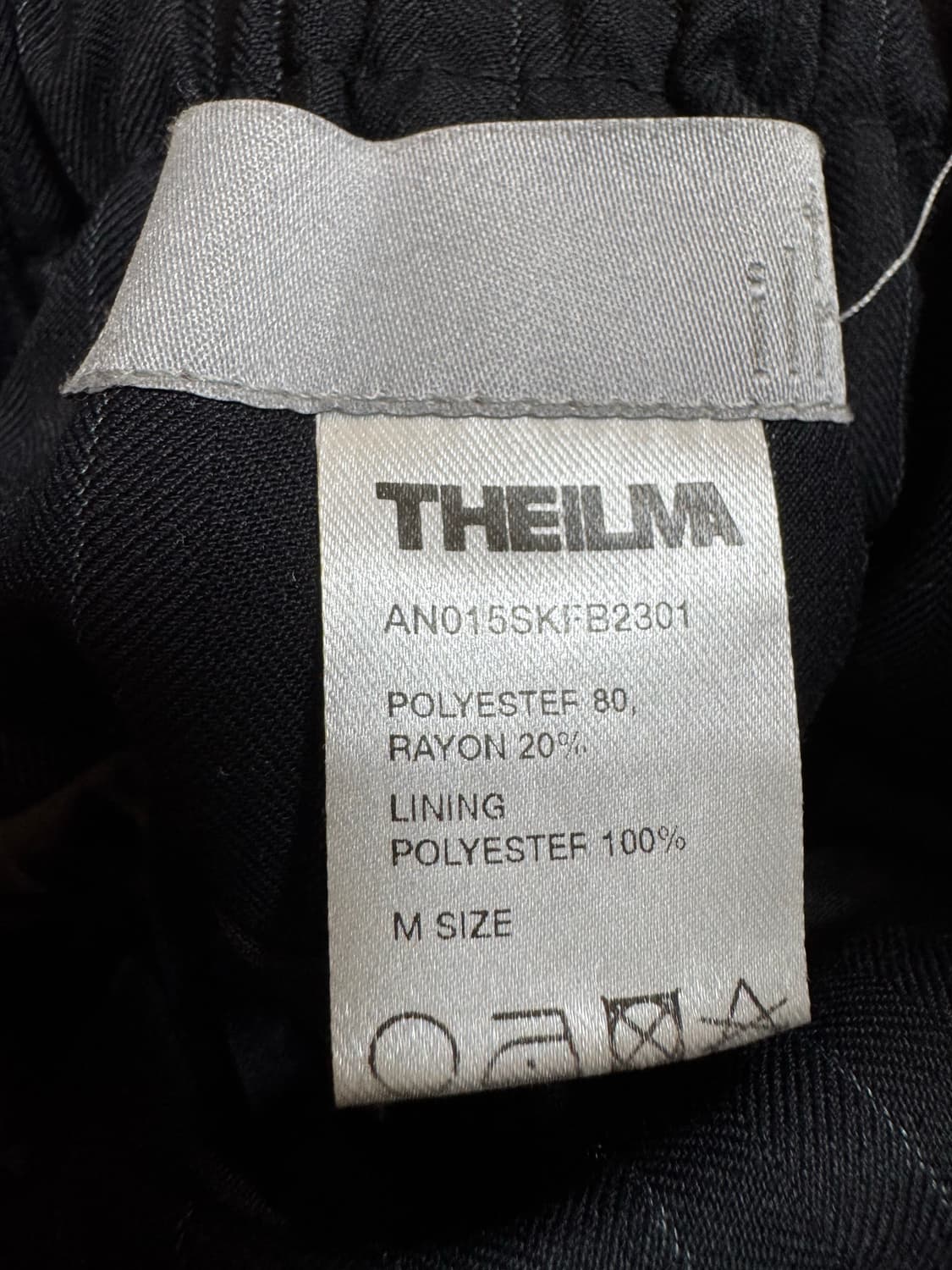 The ilma 더일마 플리츠 랩 스커트 상품이미지2