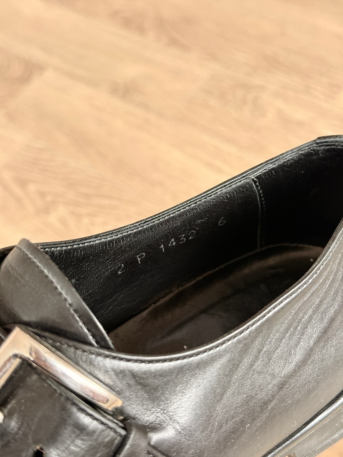 Buckle Flat Loafer 상품이미지9