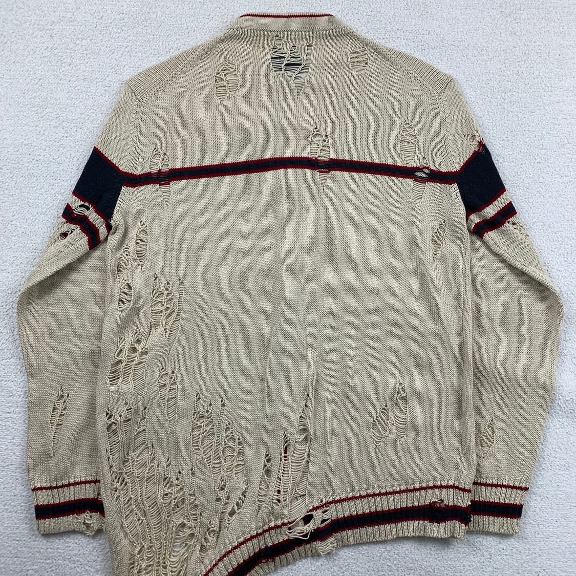 메종 미하라 야스히로 비대칭 크러쉬 니트 가디건 베이지 상품이미지4