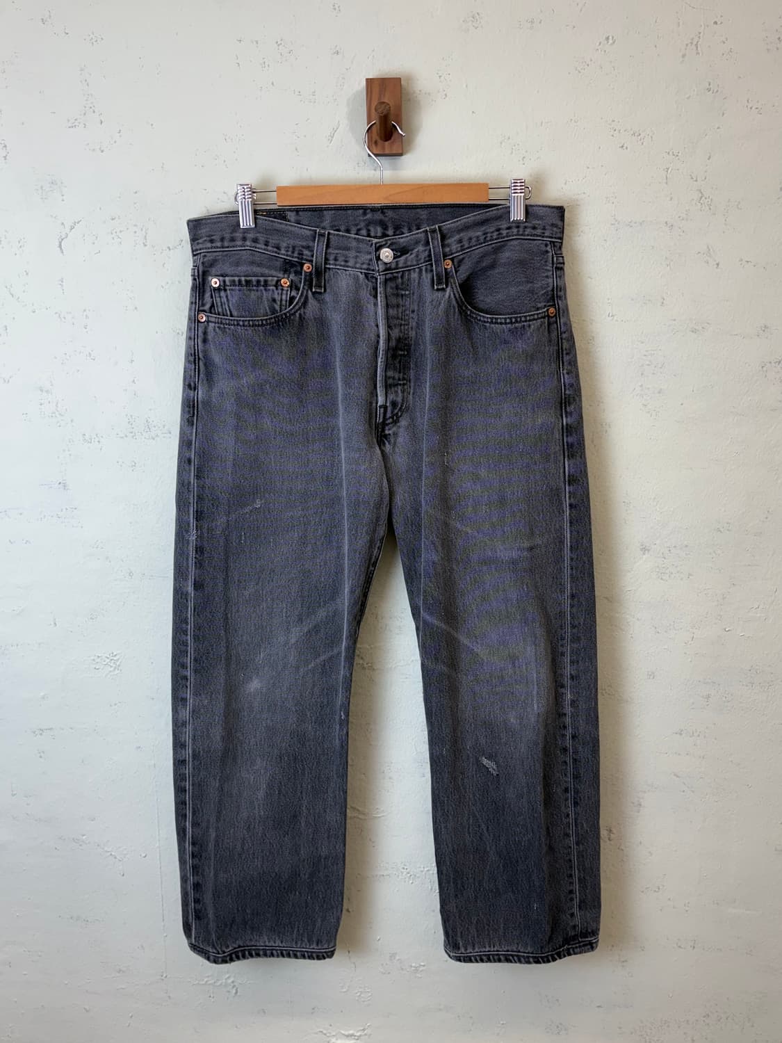 리바이스 501 빈티지 워시드 흑청 데님팬츠 상품이미지2