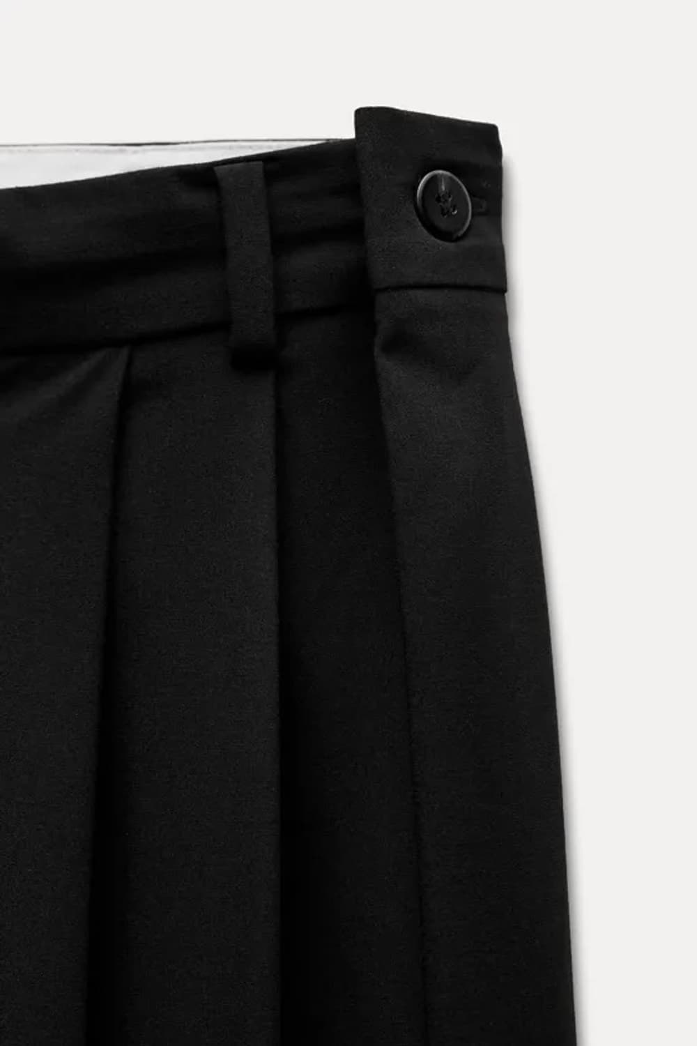 Zara 블랙 사이드 버튼 플리츠 디테일 슬랙스 팬츠 상품이미지3