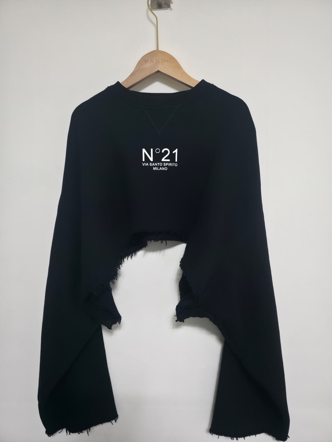 N°21 누메로벤티우노 블랙 크롭 컷오프 스웻셔츠 S 상품이미지2