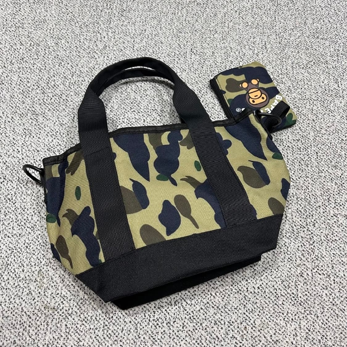 베이프 도트백 상품이미지3