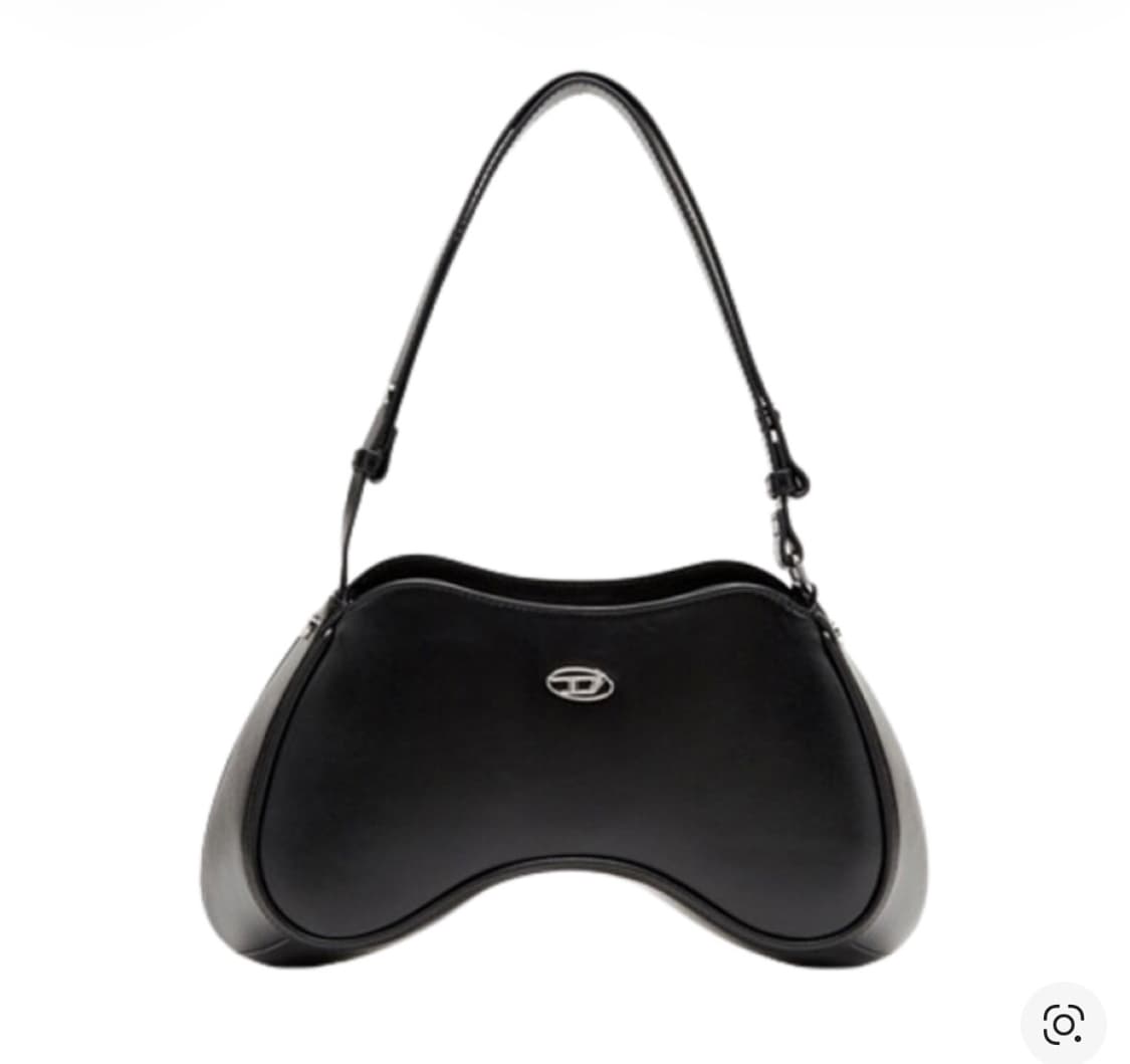 디젤 플레이 메탈 로고 숄더백 블랙 상품이미지1