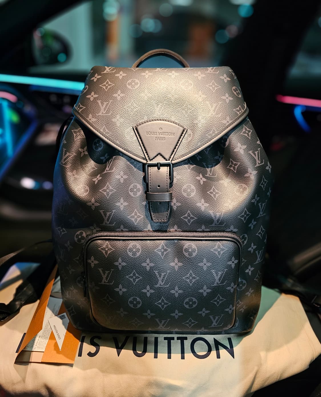 루이비통 퍼렐 이클립스 몽수리 백팩 신형 25년1월 상품이미지1