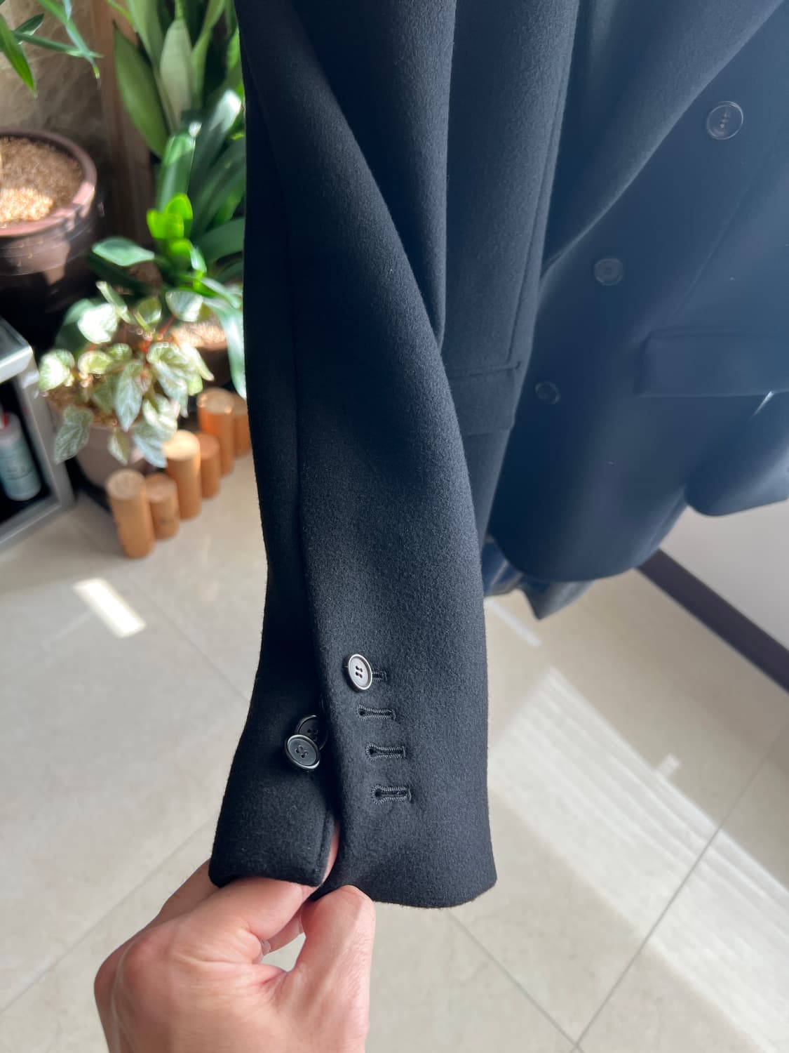 준지 16FW 컬렉션 코트 블랙 50 사이즈 (머플러 디테일) 상품이미지3