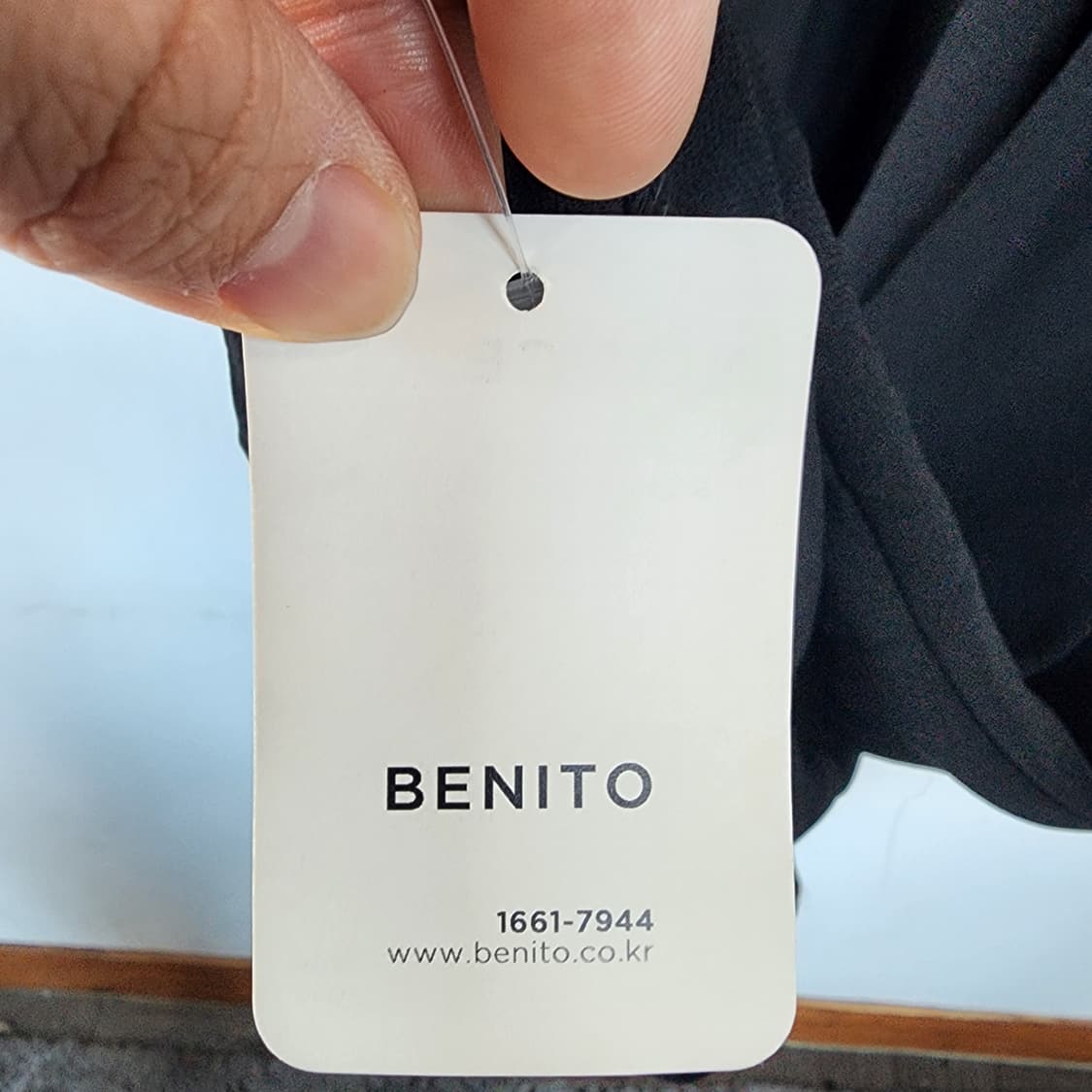 BENITO 테일러드 블랙 랩 스타일 롱 원피스 상품이미지7