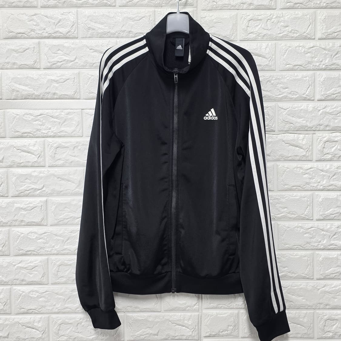 택포_ 아디다스 삼선 트랙탑 져지 블랙 M 상품이미지1
