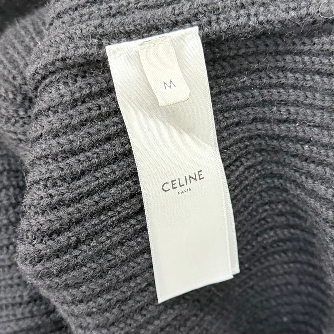 [S+급/M] 24FW 셀린느 C로고 컬리지 가디건 블랙 상품이미지7