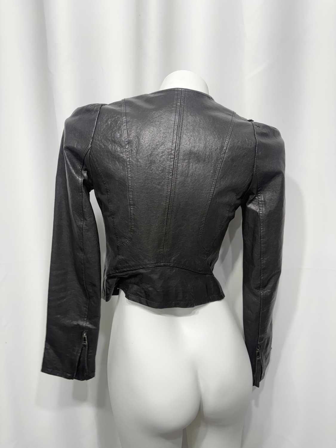 🎸프릴 디테일 블랙 레더 자켓🎸 상품이미지7