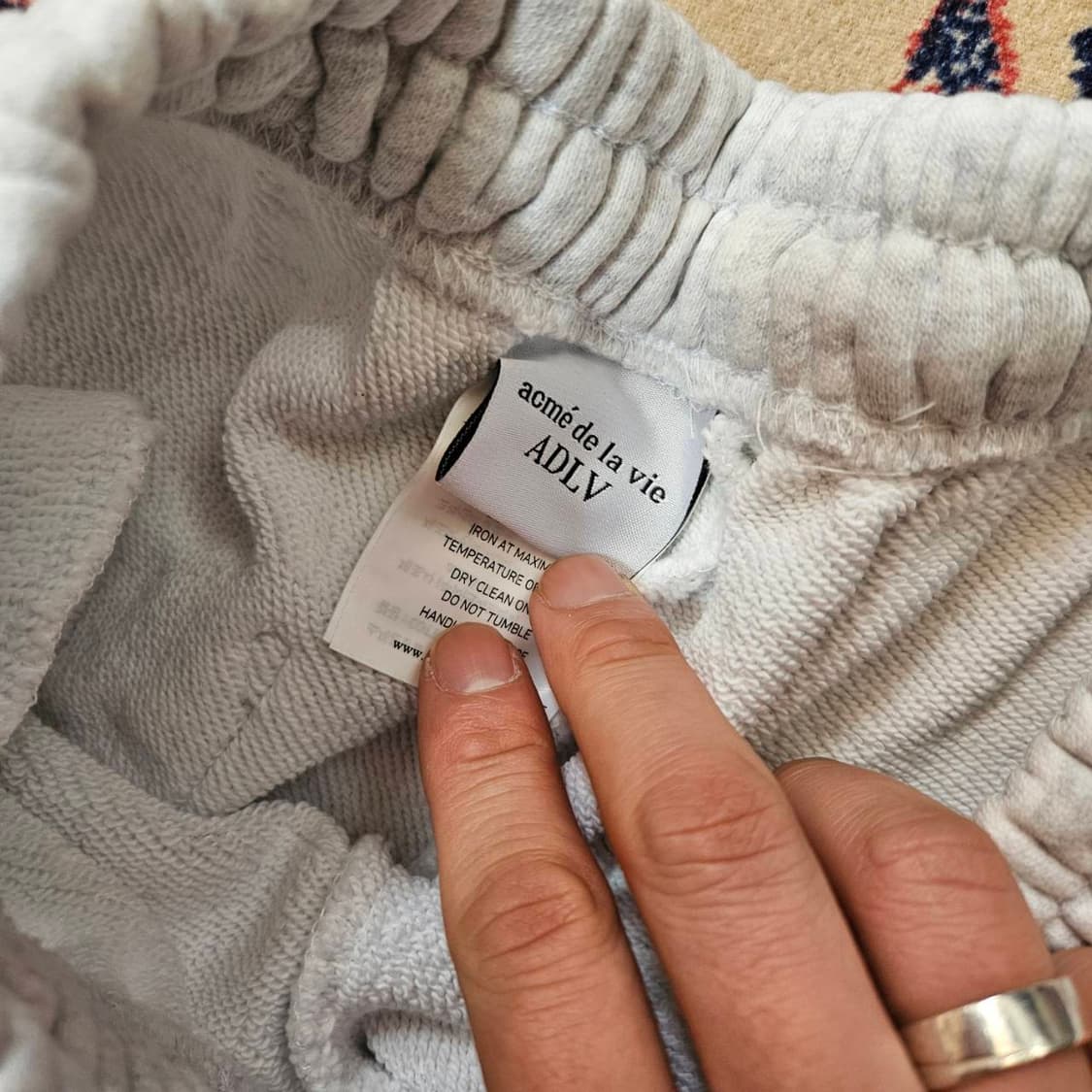 아크메드라비 레터링 반바지 쇼츠  상품이미지4