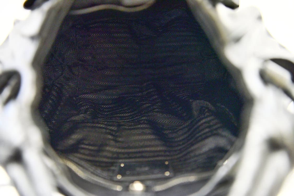 프라다 소프트 칼프 셔링 숄더백 (정품) 상품이미지10