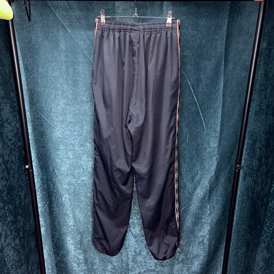 (M) 90s 엄브로 사이드라인 우븐 팬츠 상품이미지3