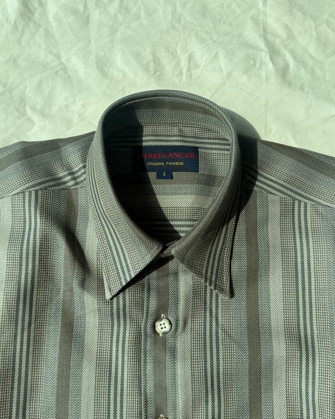 그레이 스트라이프 셔츠 상품이미지1