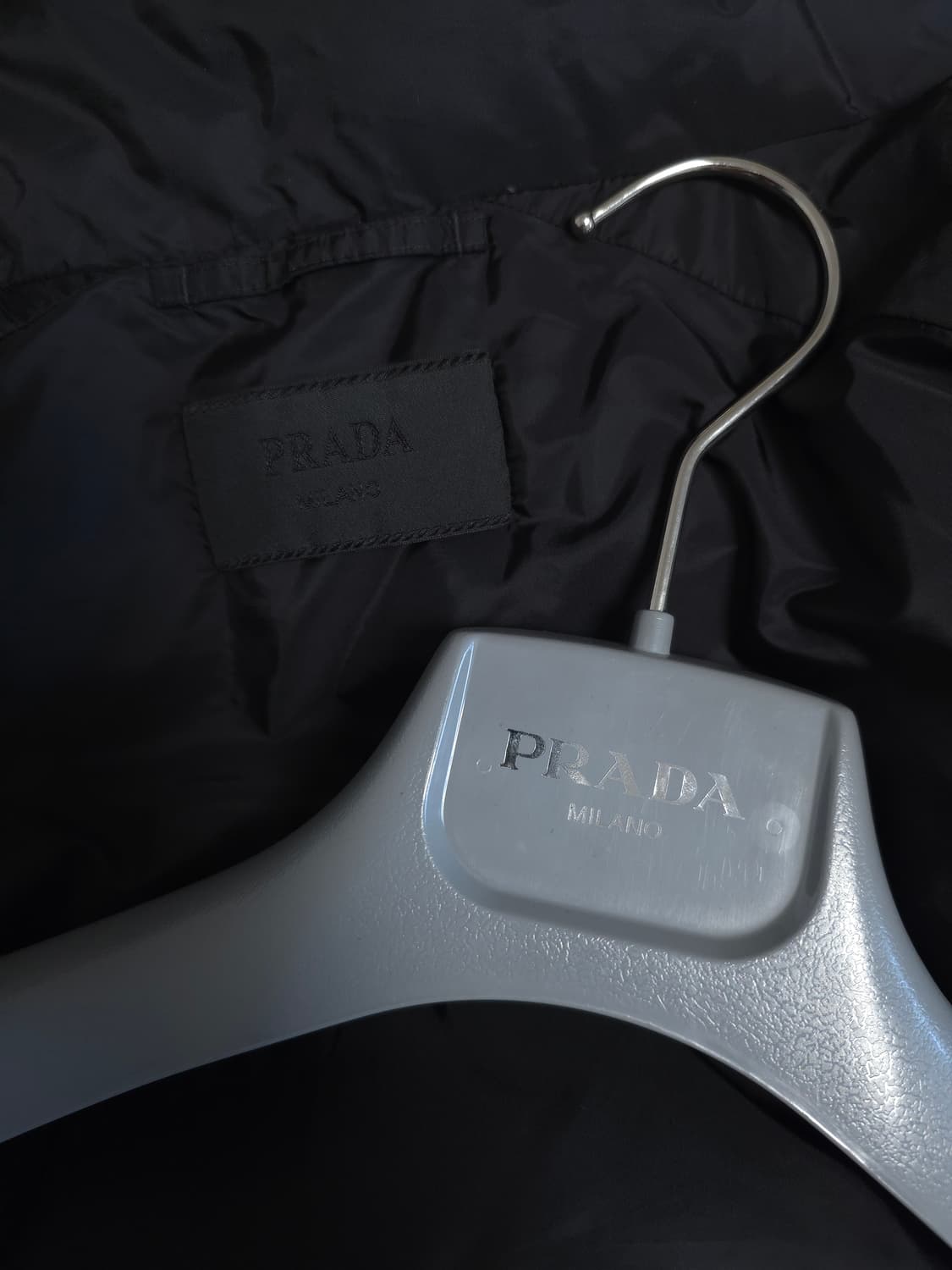 [54] 프라다 리나일론 숏패딩 블랙(SGB112) 상품이미지6