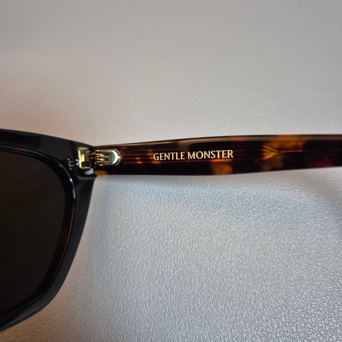젠틀몬스터 지젤 GISELE T1 선글라스 상품이미지4