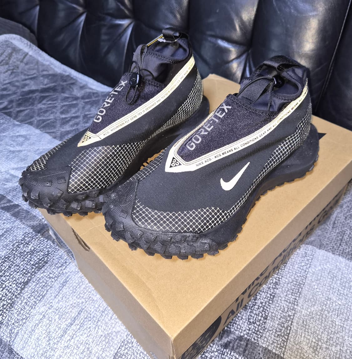 나이키 ACG 마운틴 플라이 고어텍스 블랙 초판 270, 275 새제품 상품이미지1