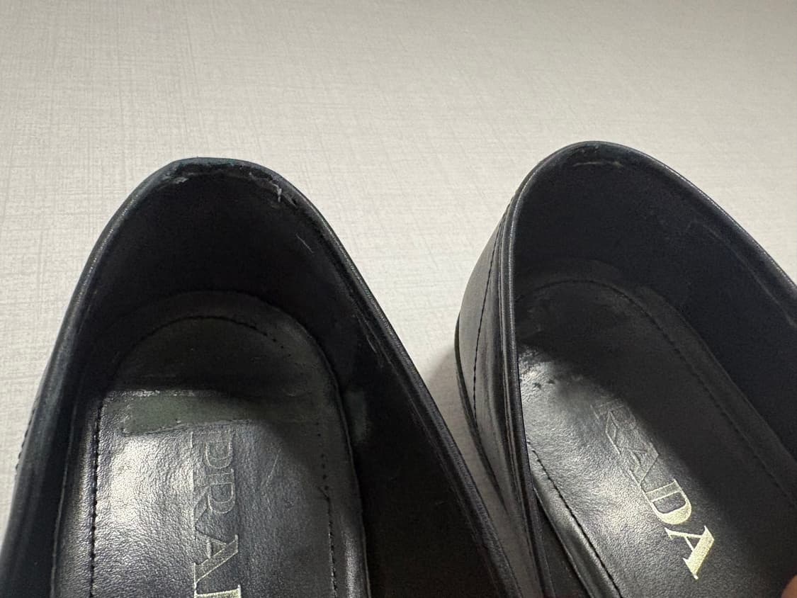 00s Prada All Black Laether Slip-on 상품이미지8