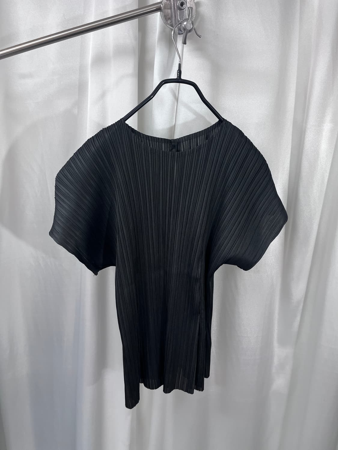 LAPLI pleats blouse 상품이미지1