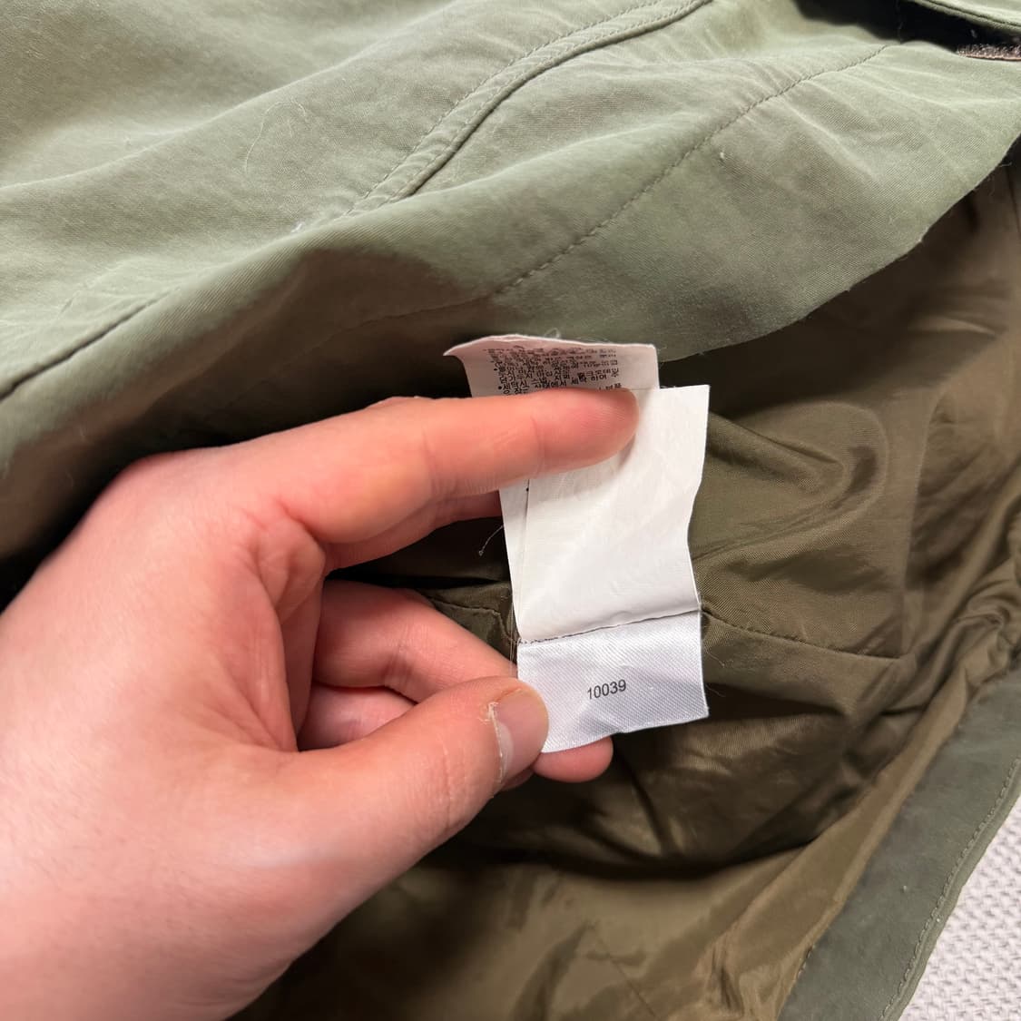 마운틴하드웨어 바람막이 후드 자켓 상품이미지6