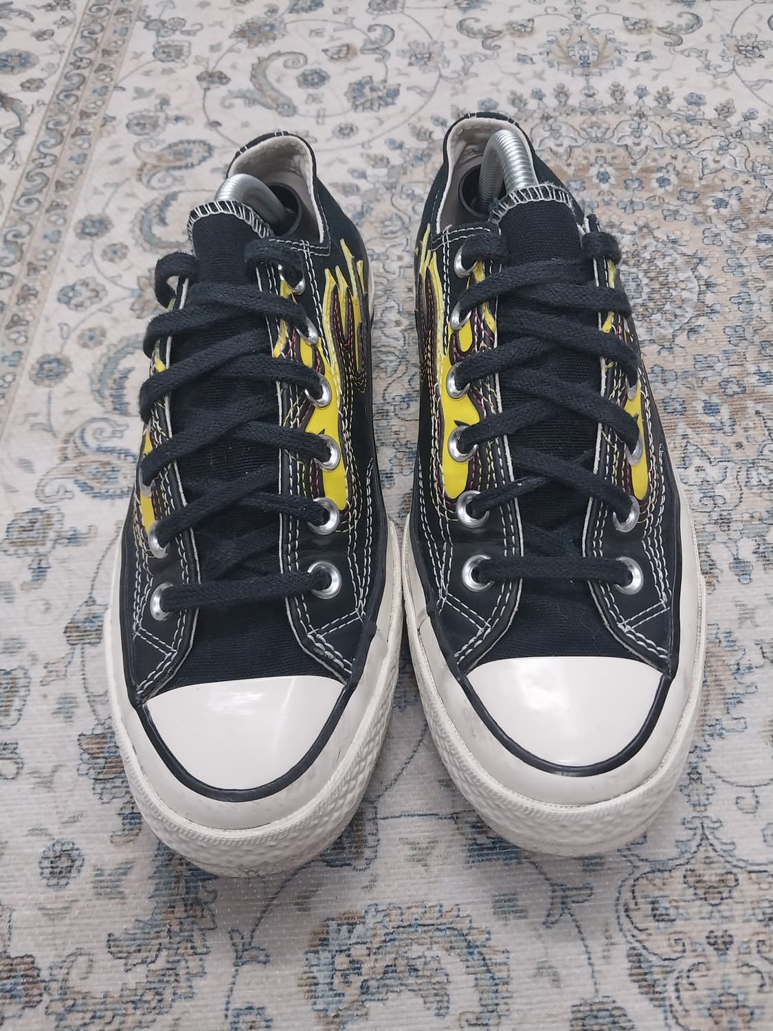 컨버스 척테일러 블랙 불꽃 로우 스니커즈 4.5 (235-240mm) 상품이미지1