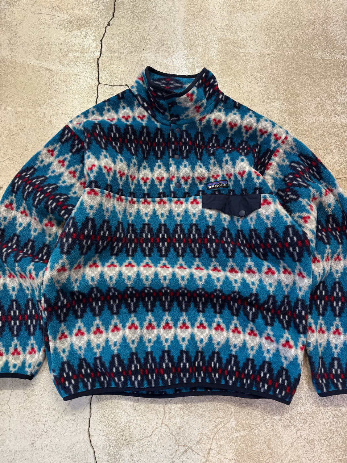 파타고니아 아즈텍 신칠라 헤비웨이트 스냅티 상품이미지3