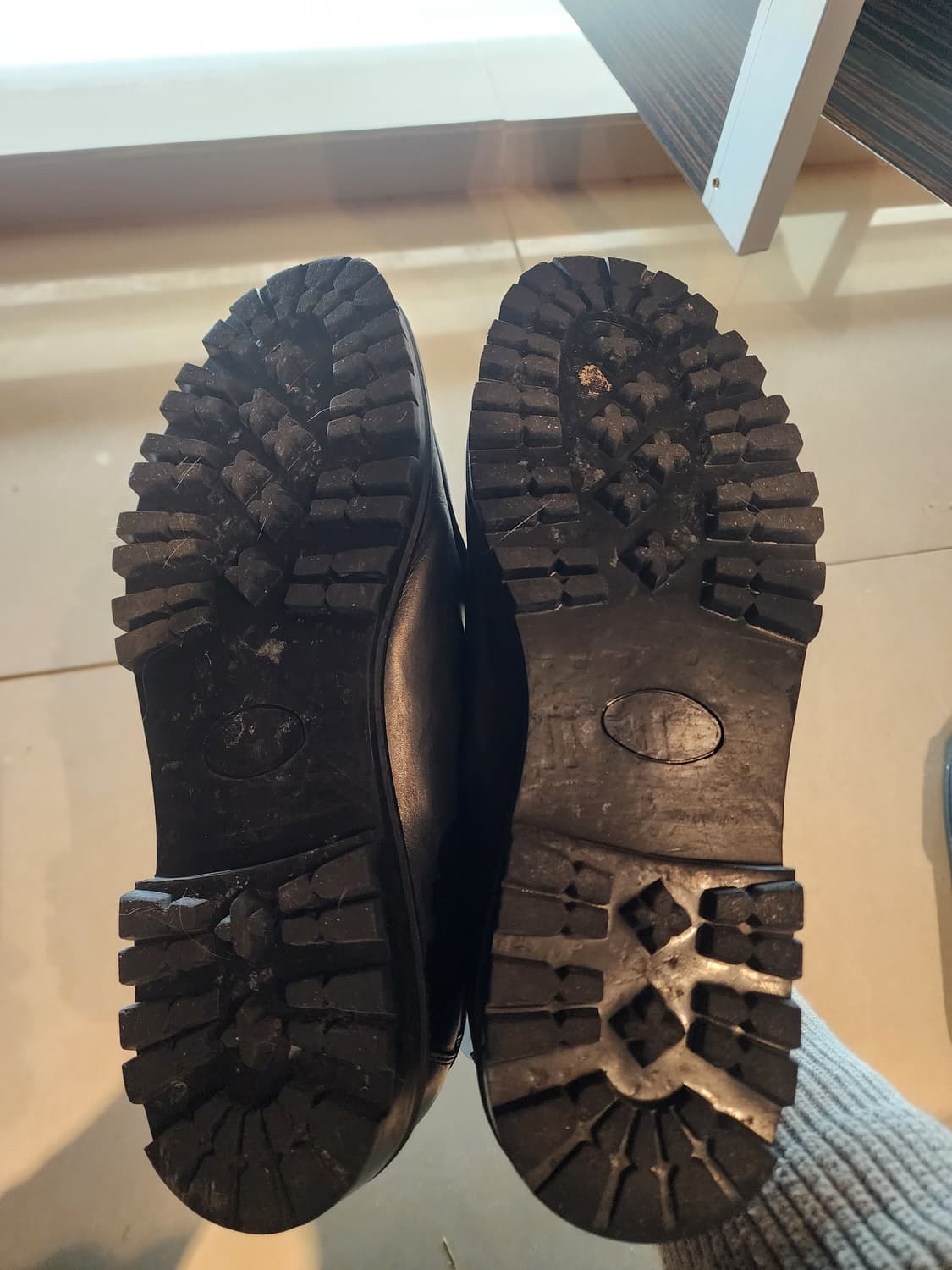 피렌체 아뜨리에 모크 슈즈 팜. (270~275)사이즈 블랙 구두 단화 상품이미지6