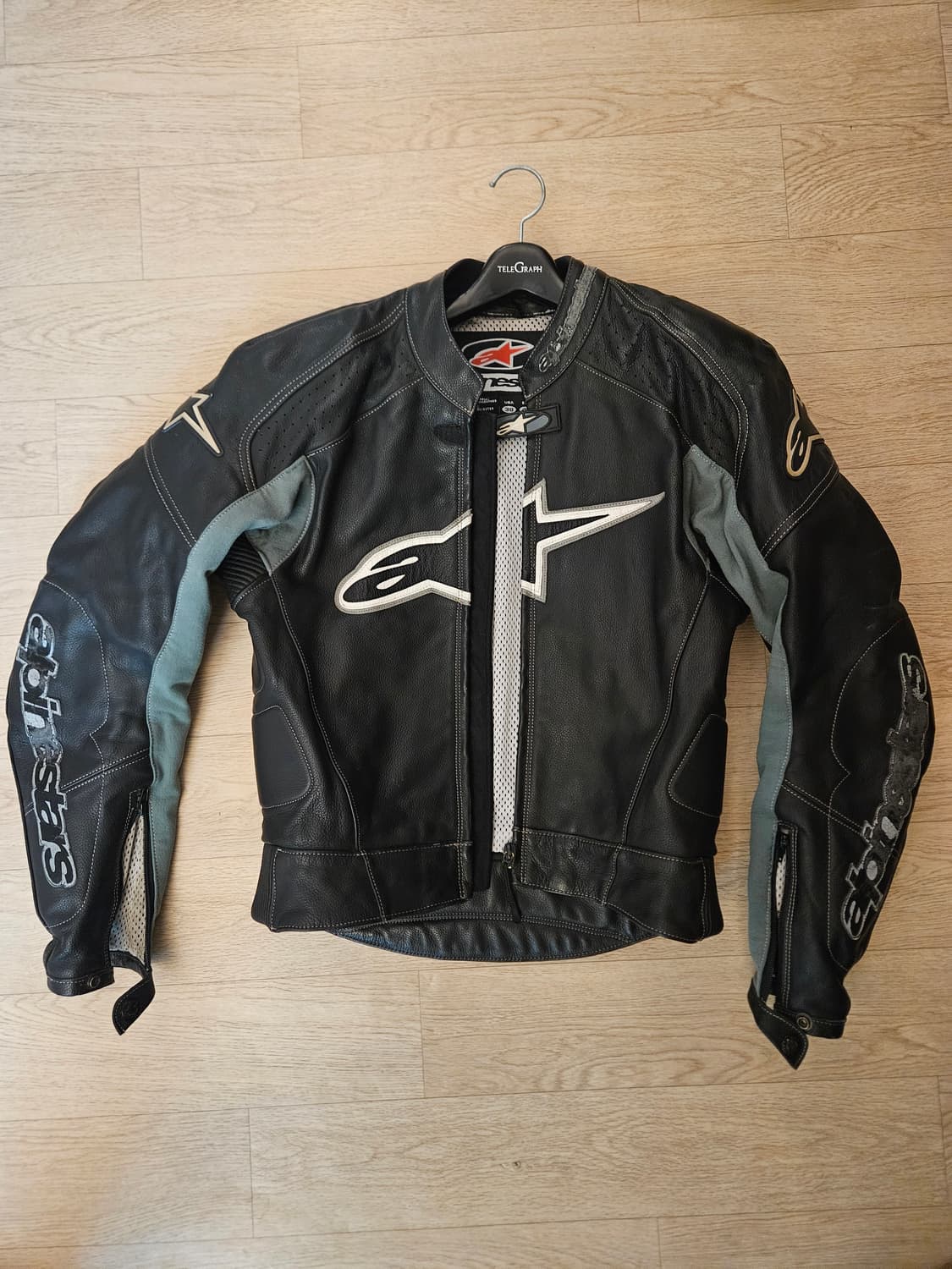 알파인스타 자켓 상품이미지1