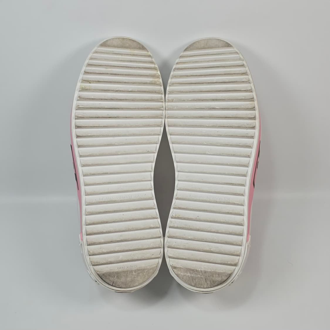 루이비통 타임아웃 스니커즈 (240) 상품이미지7