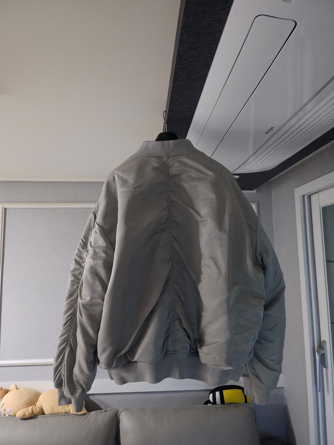 [거의 새것] 질스튜어트 뉴욕 베이지그레이 리버서블 점퍼 자켓 L 상품이미지5