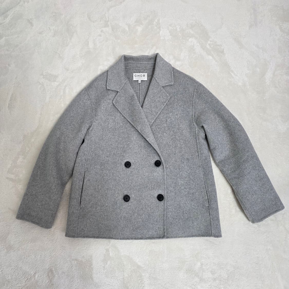 (77)여성 코어어센틱 울 더블 숏 코트  상품이미지1