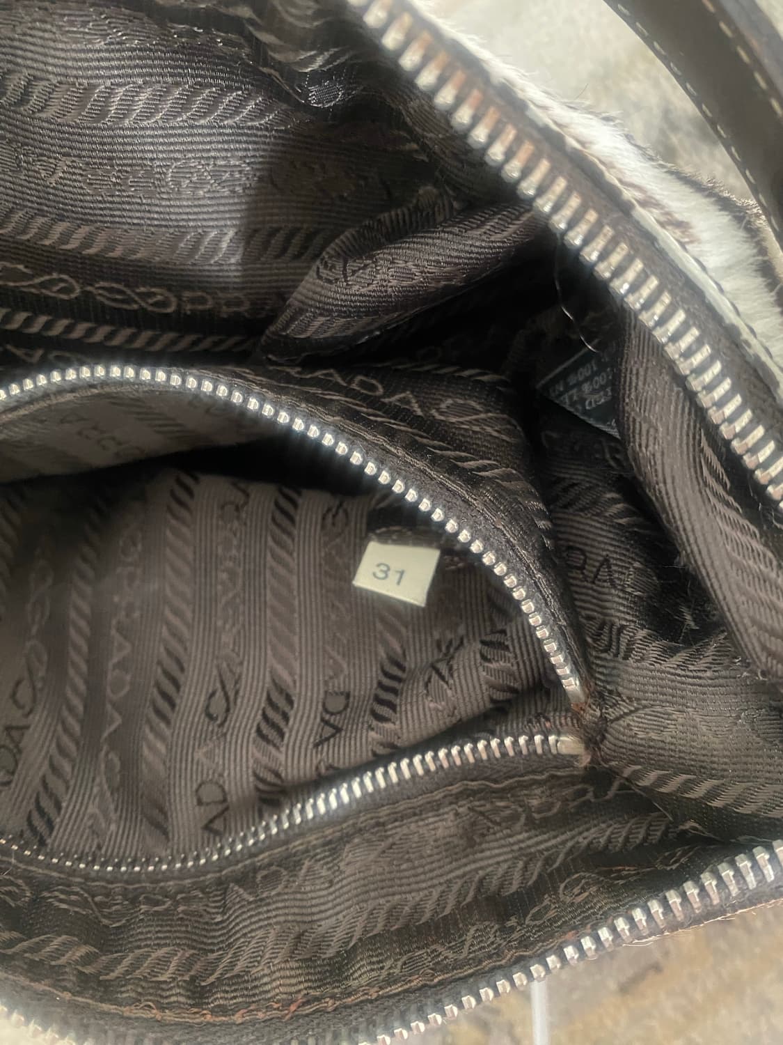 Prada calf skin bag (구매가300만) 상품이미지4