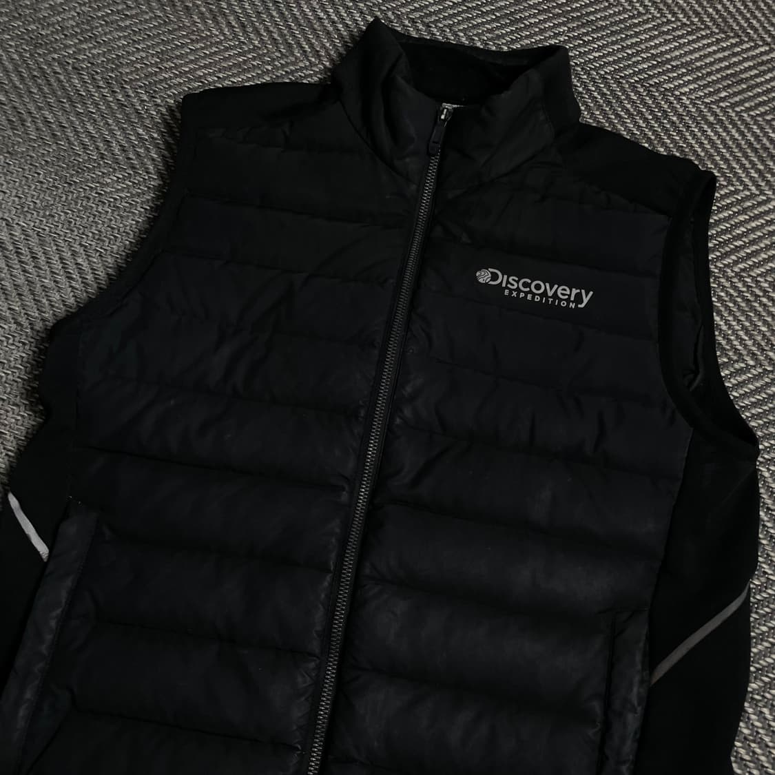 디스커버리 마운틴 구스다운 경량 패딩 베스트o 4861 상품이미지2