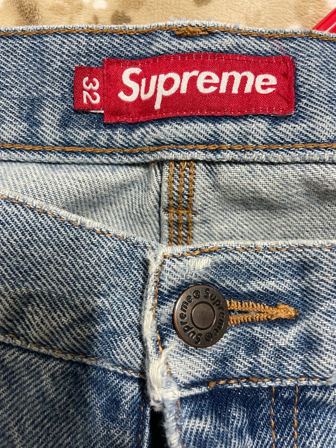 [32] 슈프림 23fw 페이즐리 스터드 더블니 상품이미지8