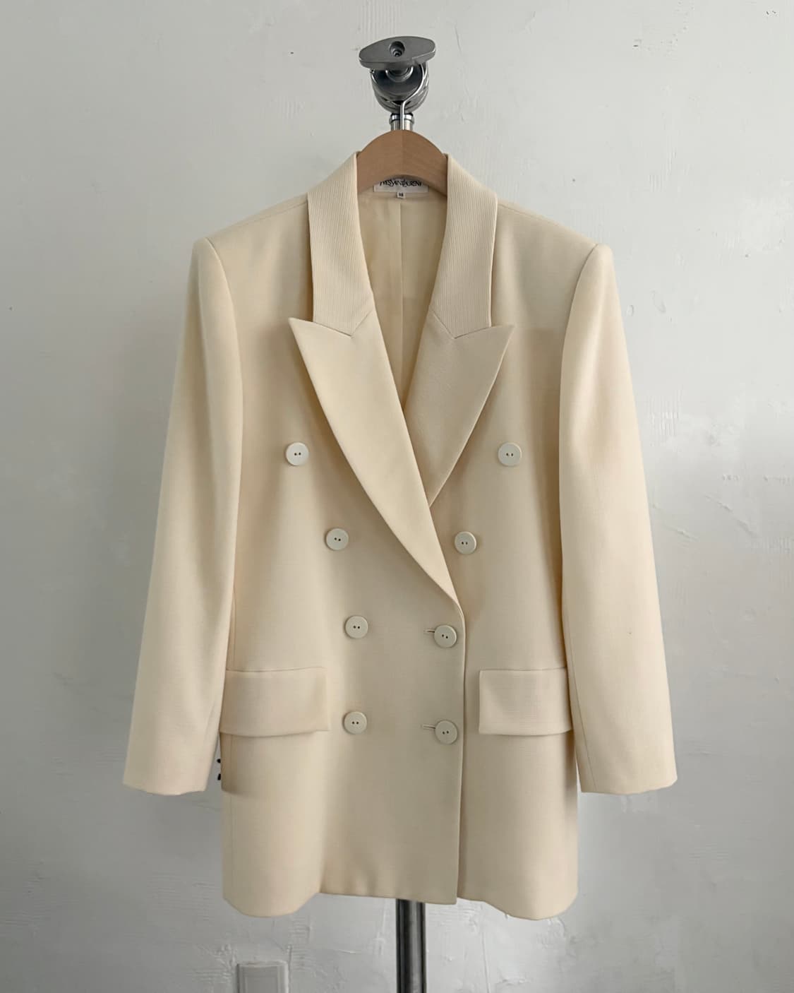 Yves Saint Laurent 입생로랑 90‘s 화이트 더블 브레스티 상품이미지5