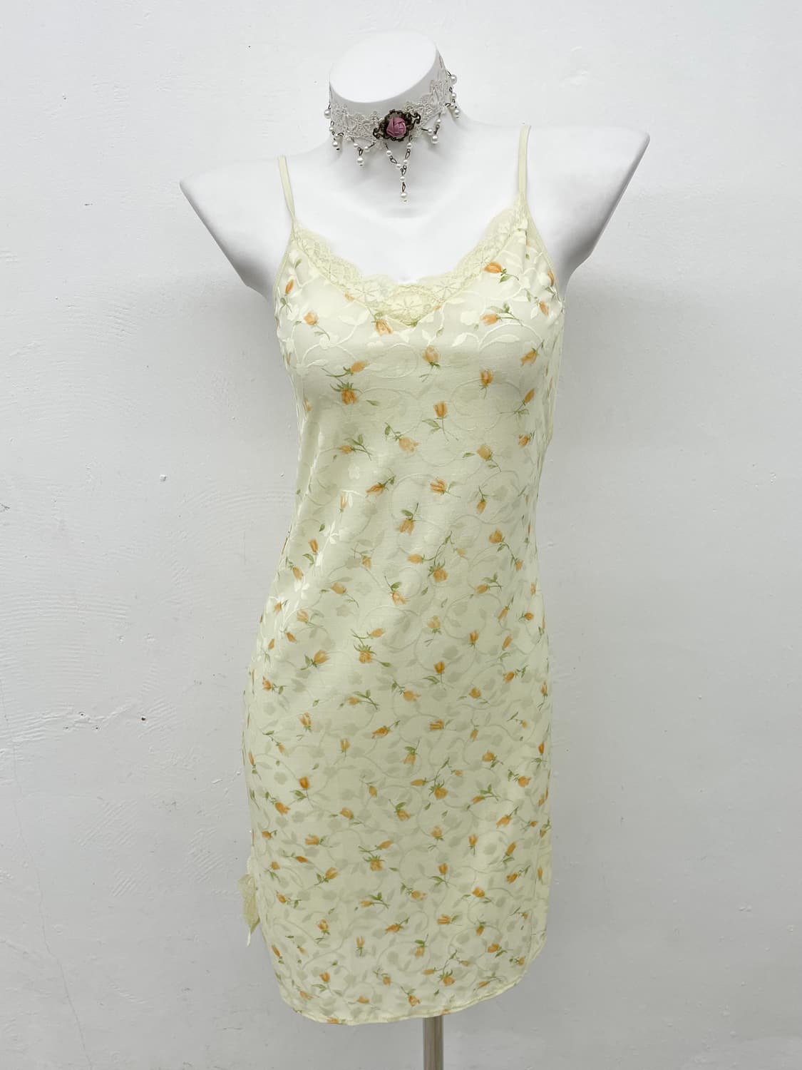 플로럴 레이스 슬립 상품이미지1