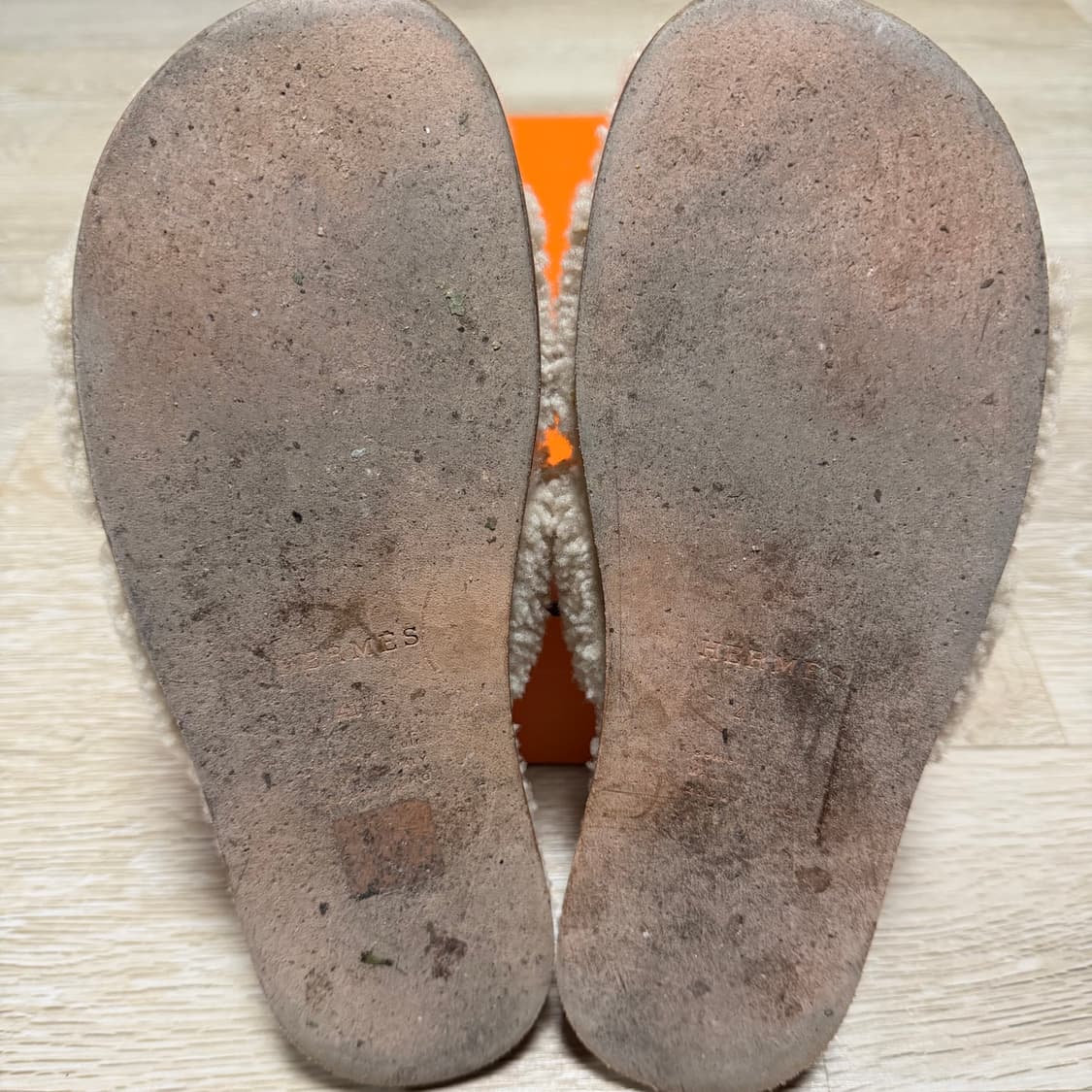 [S급/42.5] 에르메스 이즈미르 시어링 퍼 샌들 슬리퍼 상품이미지9